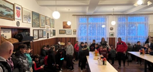 Sveti Nikola u klubu